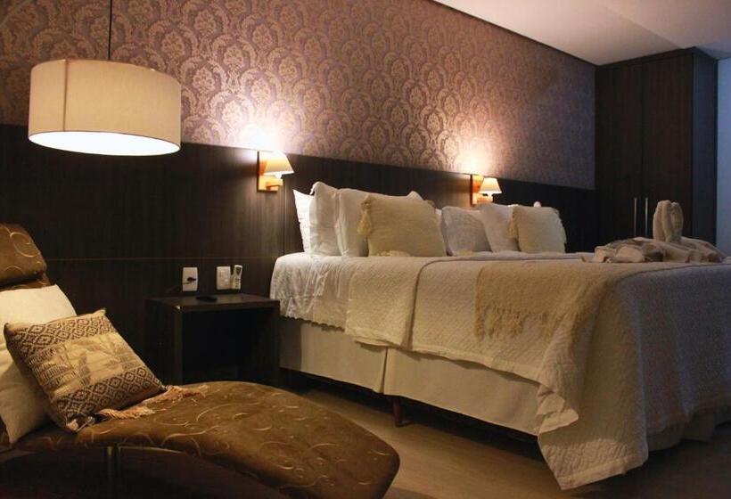 סוויטה דלוקס, Gontijo Inn