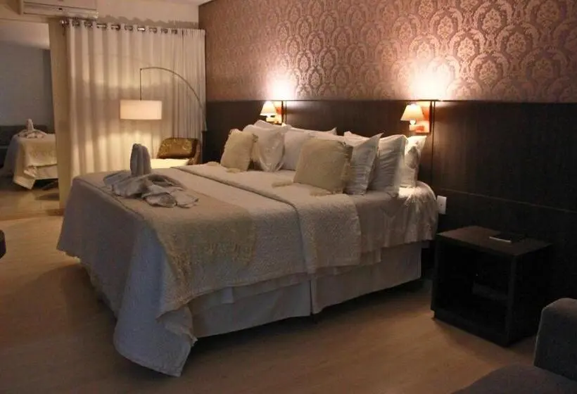 デラックススイート, Gontijo Inn