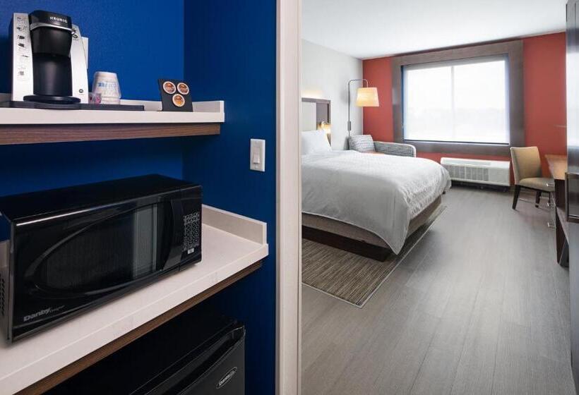 غرفة قياسية سرير كينج لذوى الإحتياجات الخاصة, Holiday Inn Express & Suites Lubbock Central   Univ Area, An Ihg