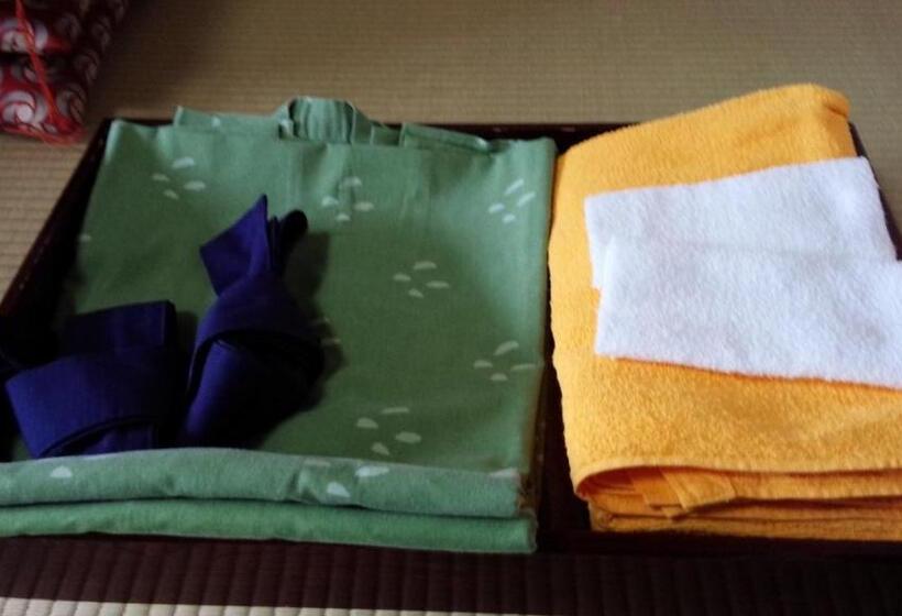 غرفة قياسية رباعية, Hosonokan