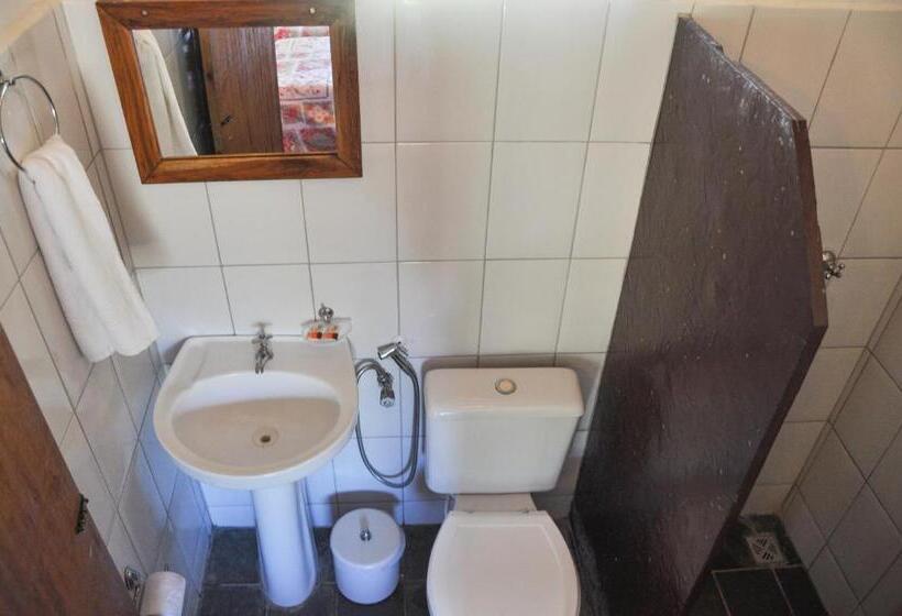 스탠다드 트리플 룸, Pousada E Hostel Pé No Mato