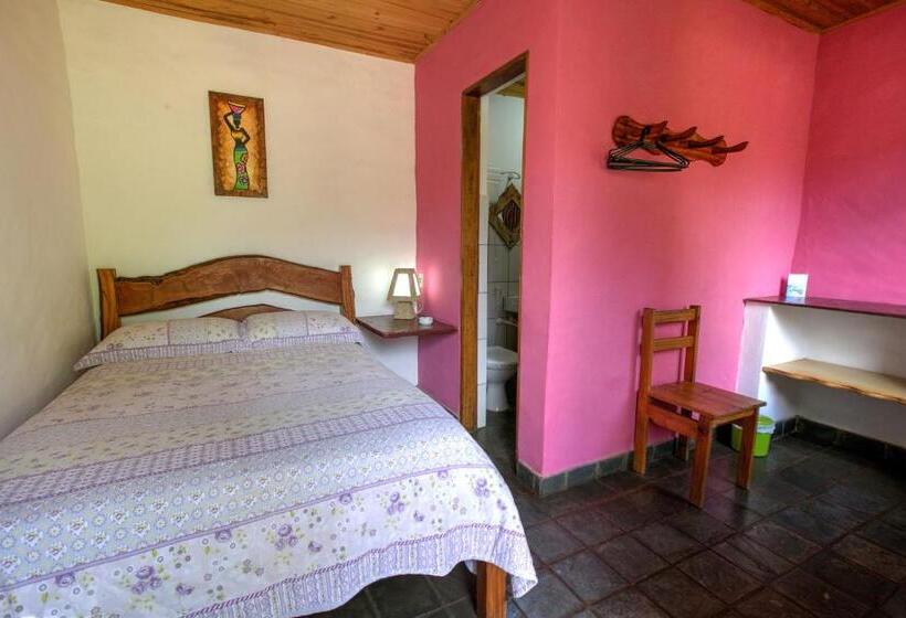 이코노미 룸, Pousada E Hostel Pé No Mato