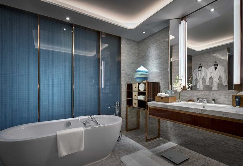 Superior Oda, Primus Hotel Shanghai Hongqiao