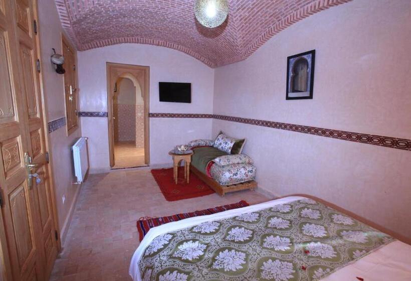 اتاق راحتی سه تخته, Riad Moulay