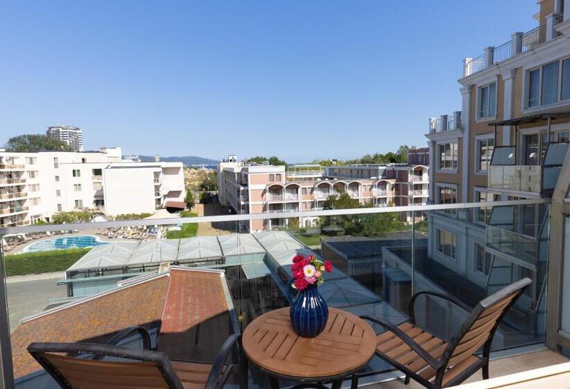 جناح جونيور, Rome Palace Deluxe All Inclusive Premium