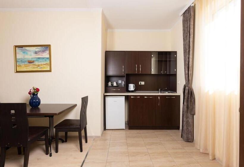 جناح غرفتين نوم, Rome Palace Deluxe All Inclusive Premium