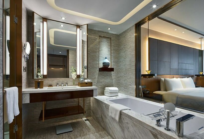 Superior Oda, Primus Hotel Shanghai Hongqiao