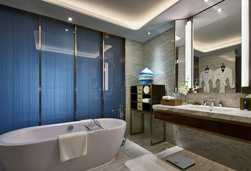 Superior Oda, Primus Hotel Shanghai Hongqiao