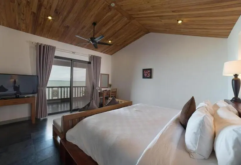 اتاق لوکس با چشم‌انداز دریاچه, Vedana Lagoon Resort & Spa