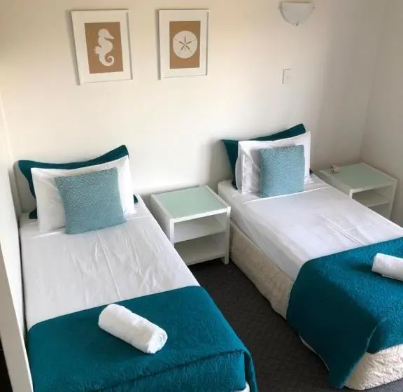 Perhehuone, Waiheke Island Motel