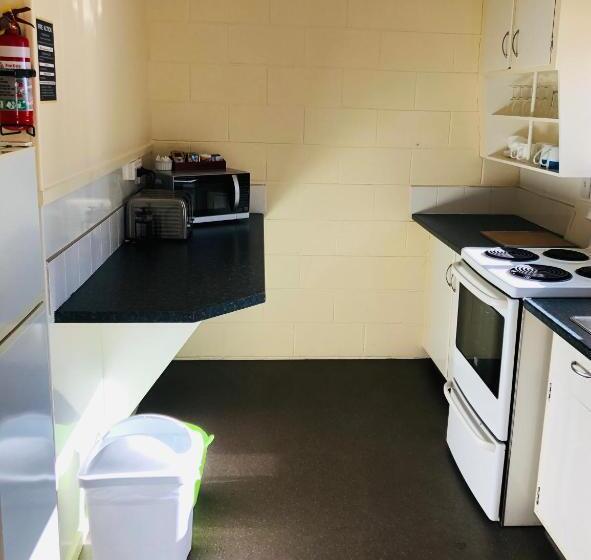 Семейный Номер, Waiheke Island Motel