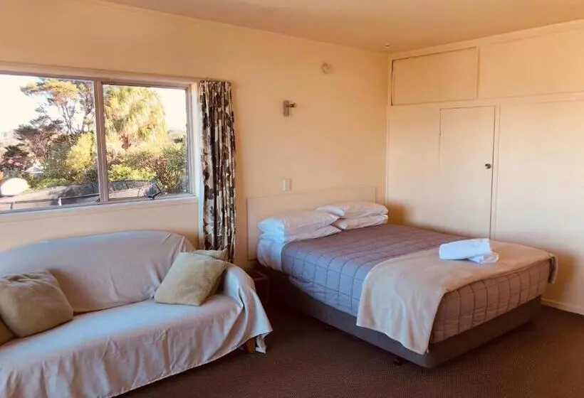 Perhehuone Merinäkymä, Waiheke Island Motel