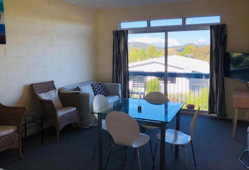 Семейный Номер, Waiheke Island Motel