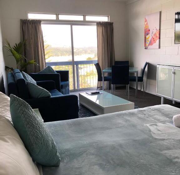 Семейный Номер, Waiheke Island Motel