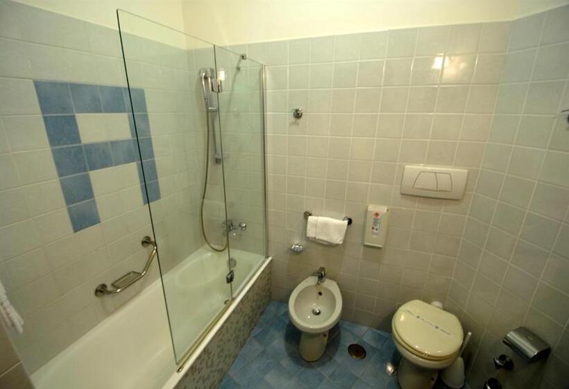 スタンダードルーム, Grand Hotel L Approdo