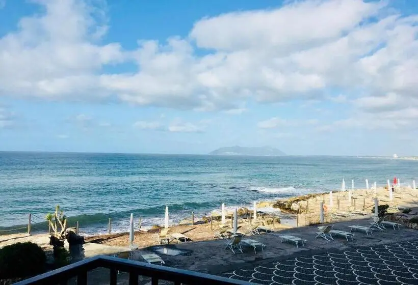 スタンダードルーム, Grand Hotel L Approdo