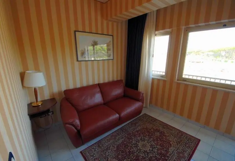 スイート, Grand Hotel L Approdo