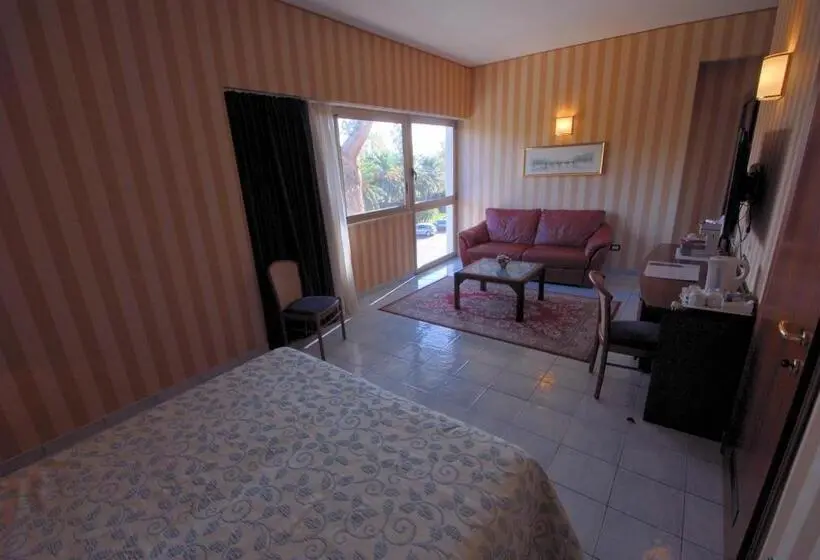 スイート, Grand Hotel L Approdo