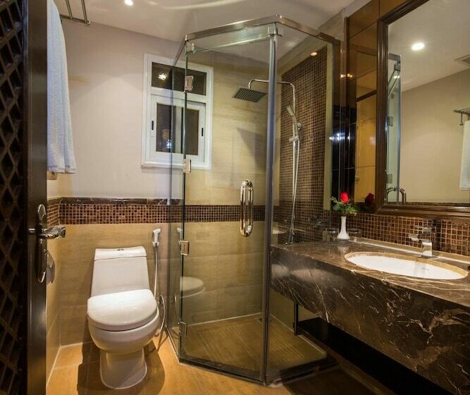 غرفة قياسية, Boudl Mahayel Aseer