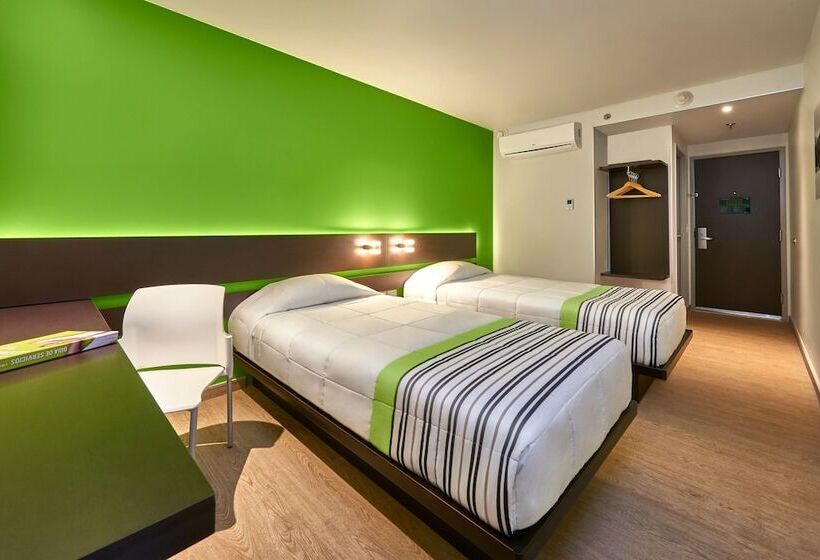 Номер Стандарт, City Express Junior By Marriott Puebla Angelopolis