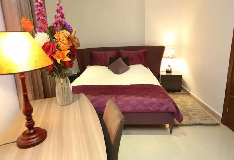 اتاق استاندارد, Delora Hotel And Suites