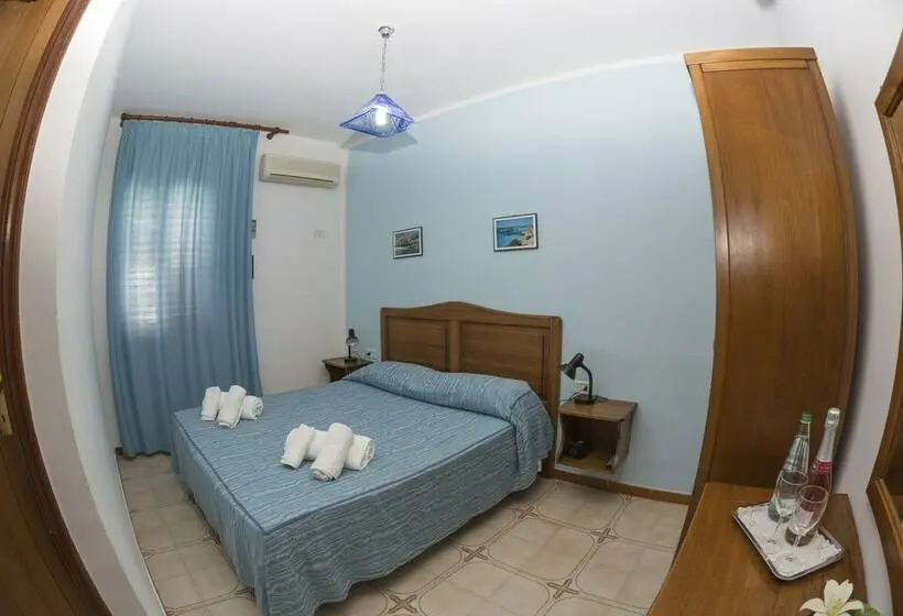 اتاق استاندارد, Giglio