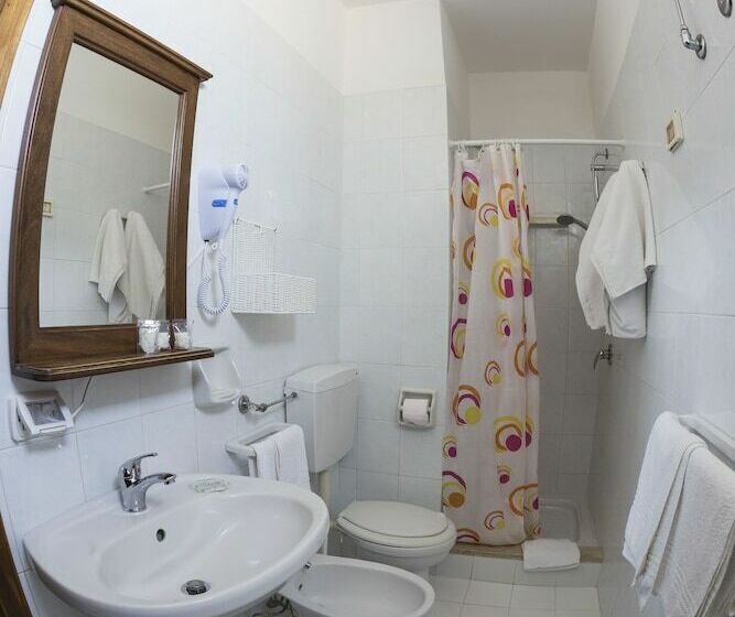 스탠다드 룸, Giglio