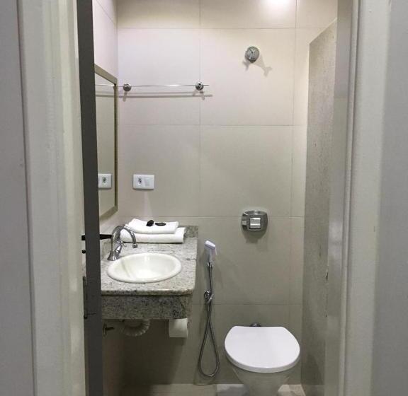 디럭스 룸 킹사이즈 침대, Guaicurus