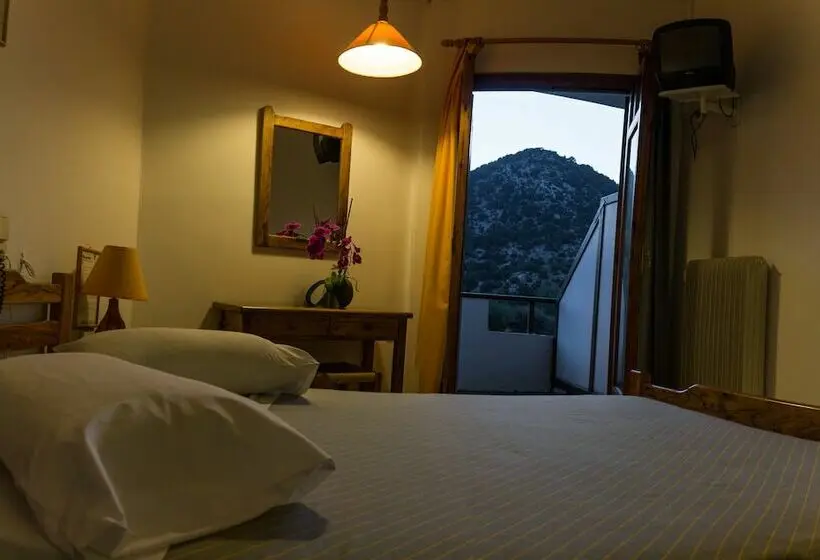 Chambre Standard, Neos Omalos