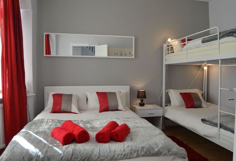 غرفة قياسية رباعية, Old Trafford Guest House