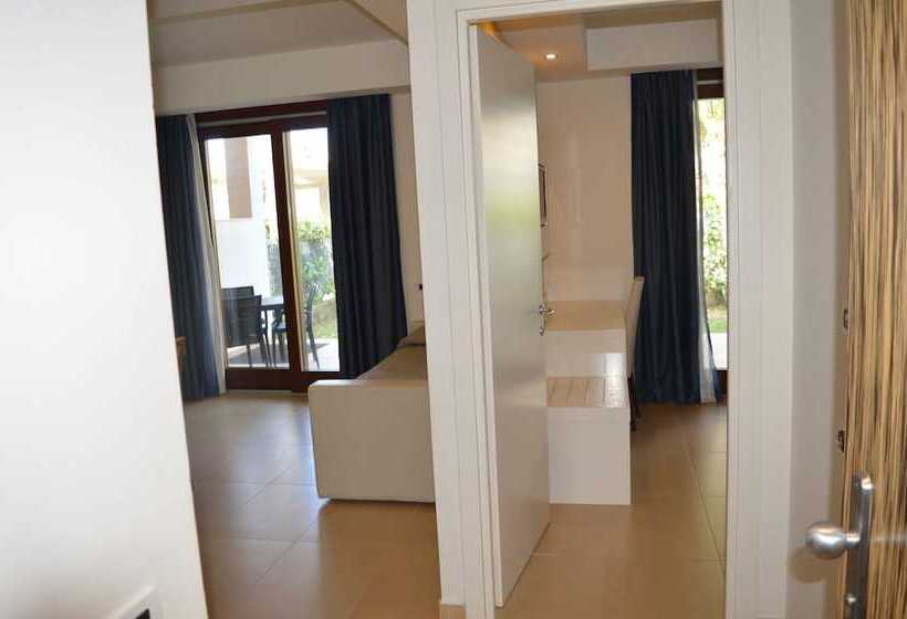 Апартаменты 1 Спальня Вид на Сад, Prince Franklyn