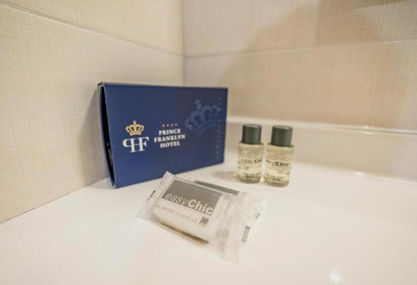 Полулюкс с Балконом, Prince Franklyn