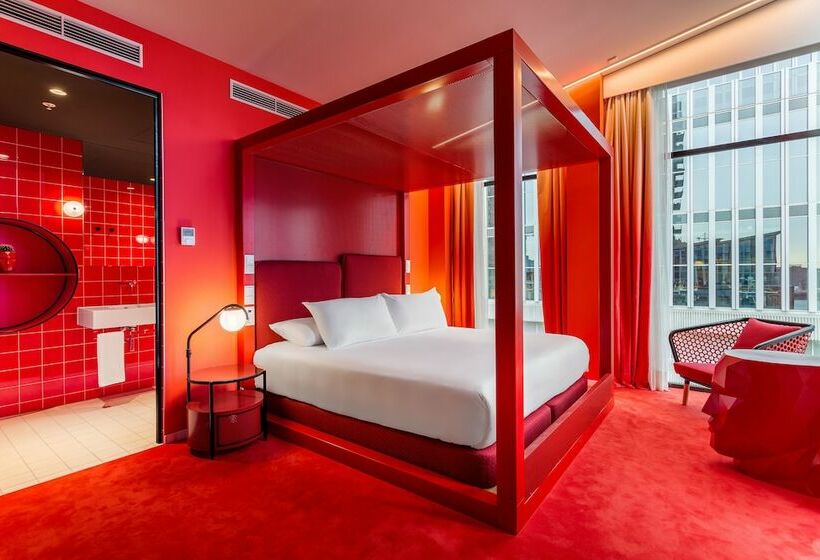 套房, Room Mate Bruno