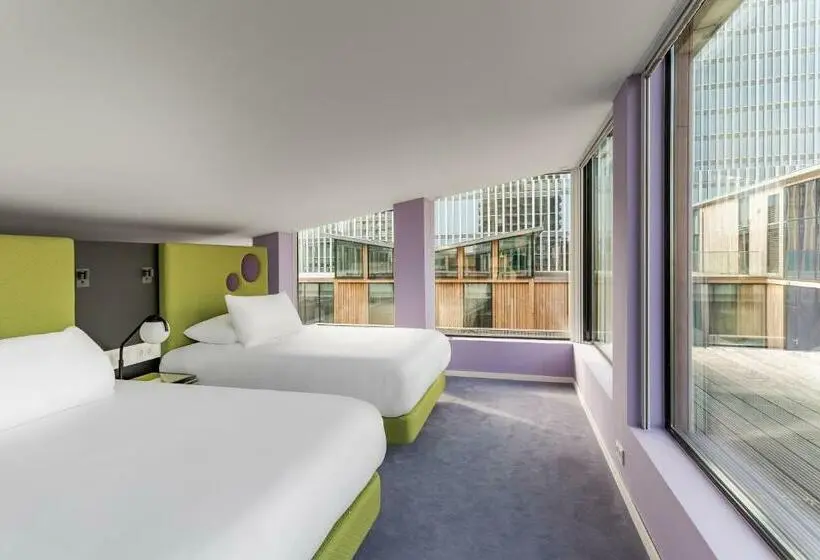 اتاق دوبلکس, Room Mate Bruno