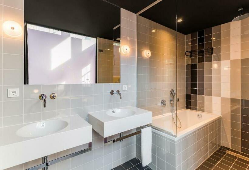 小型套房, Room Mate Bruno