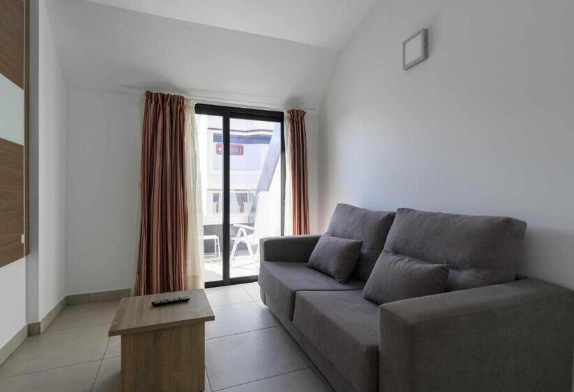 3 Bedroom Duplex Apartment, Canteras Suites