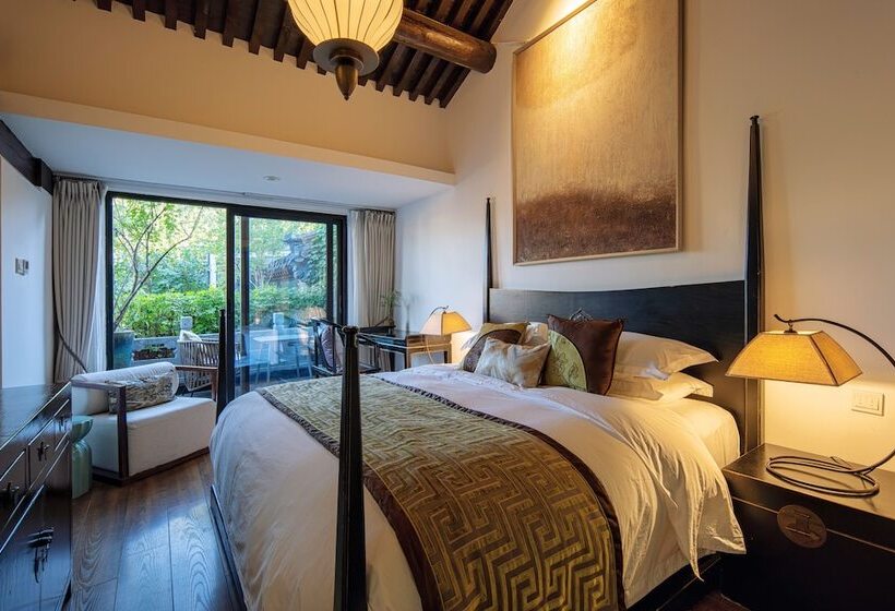 패밀리 룸, Beijing Le Zai Nan Luo Gu Xiang Wang Fu Jing Forbidden City Courtyard