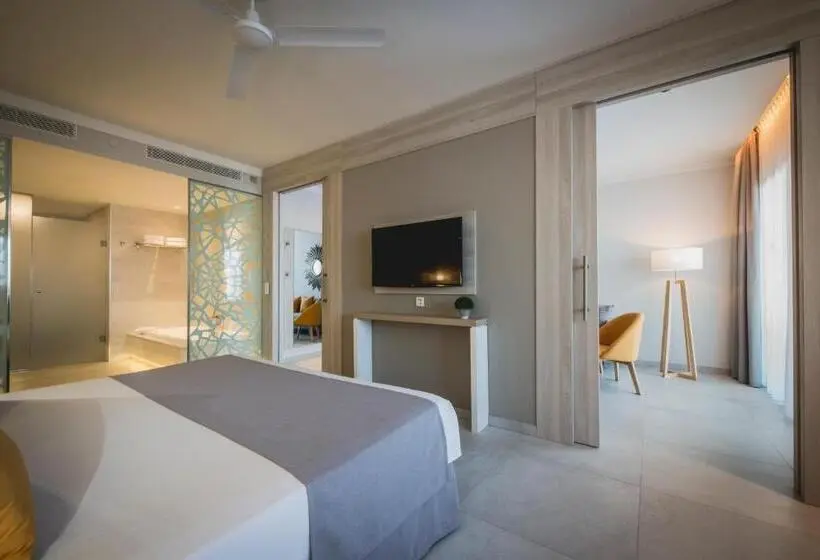 سوئیت مستر با چشم‌انداز دریا, Bahia Principe Explore Fantasia - All Inclusive