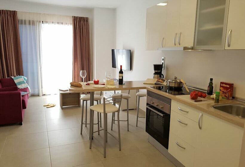 آپارتمان 1 خوابه, Canteras Suites