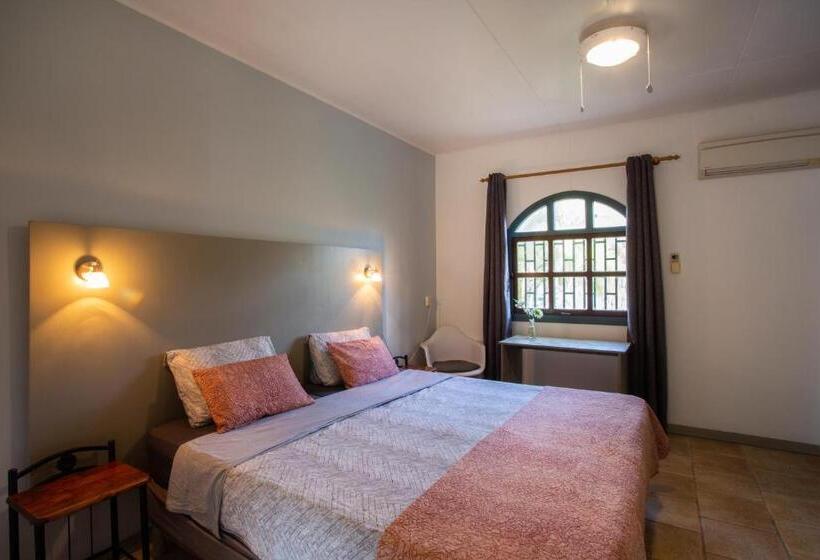 اتاق استاندارد با چشم‌انداز باغ, Bed And Breakfast Toni Kunchi
