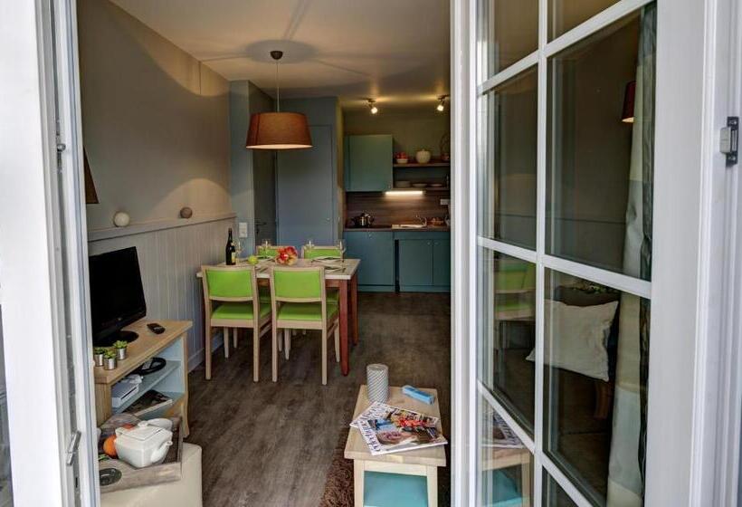 سوئیت با چشمانداز, Résidence B O Cottage B O Resort Thermal & Spa