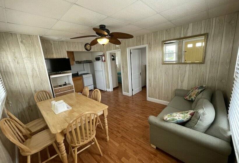 סוויטת 2 חדרי שינה, Buttercup Suites