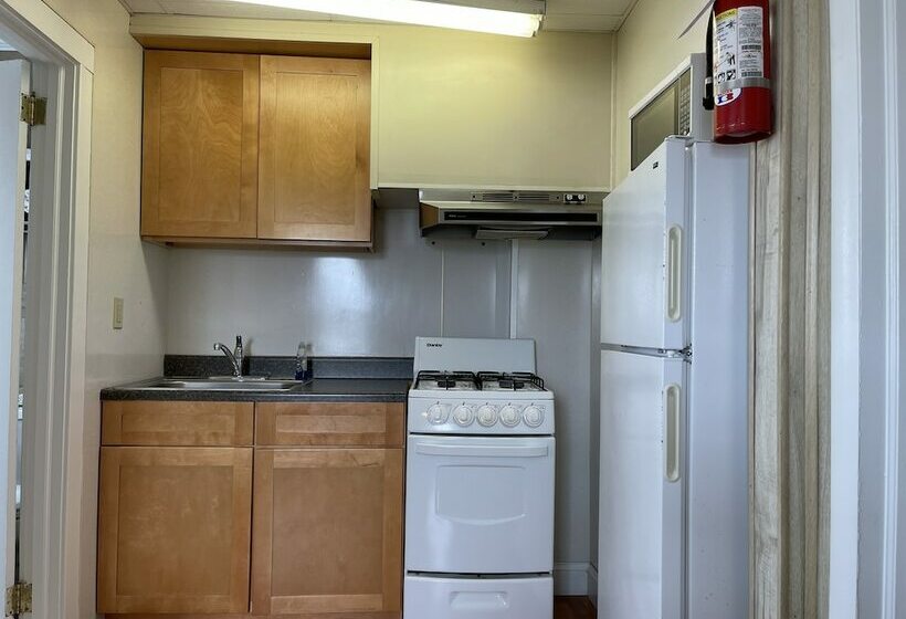 סוויטת 2 חדרי שינה, Buttercup Suites