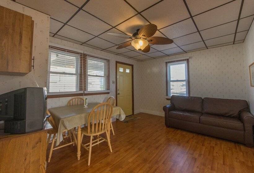 סוויטת 2 חדרי שינה, Buttercup Suites