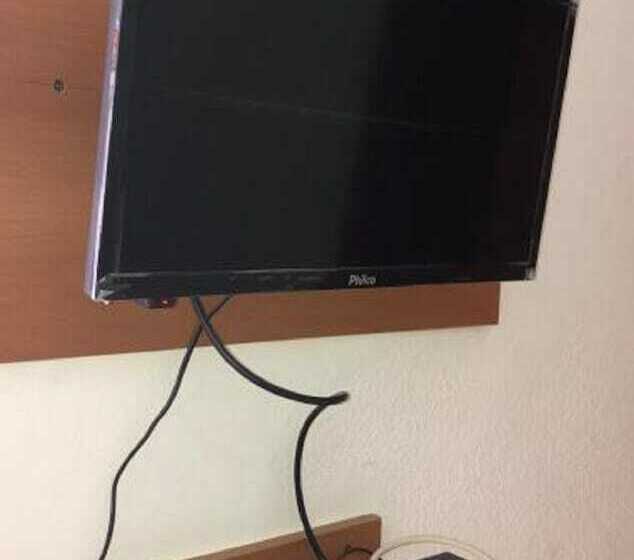 חדר סטנדרט לשלושה, Dos Viajantes