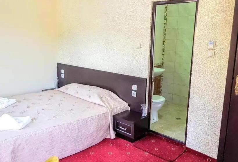 اتاق استاندارد یک نفره, хотел хилез Hotel Hilez