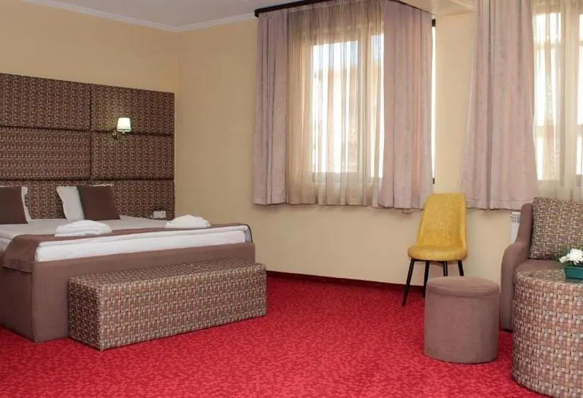استودیوی استاندارد, хотел хилез Hotel Hilez