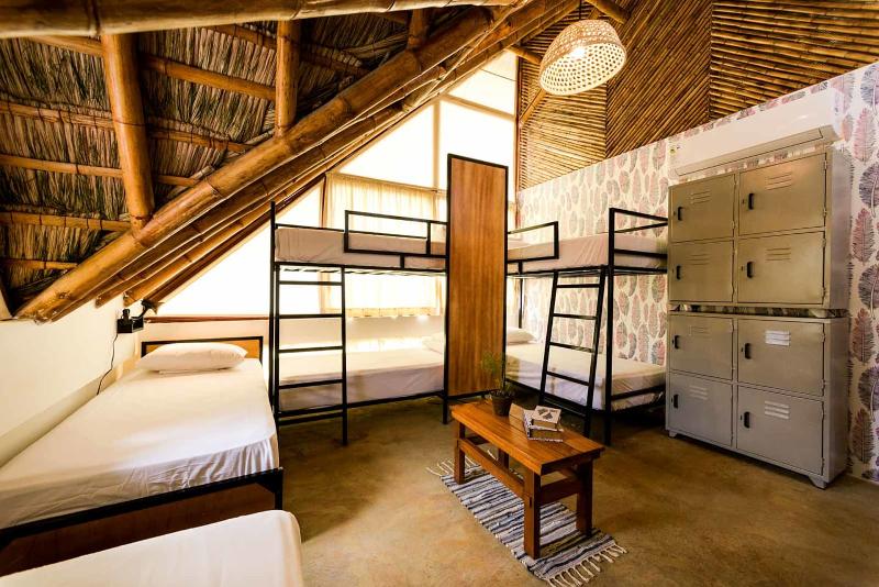 تختخواب در اتاق مشترک, Socialtel Montañita   Formerly Selina Montañita