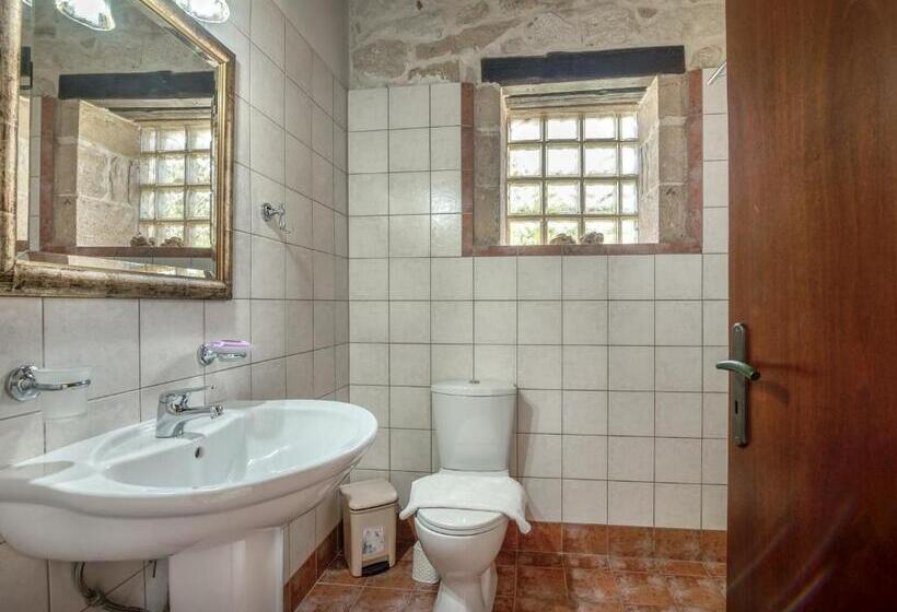 דירת חדר, The Stonemade Houses