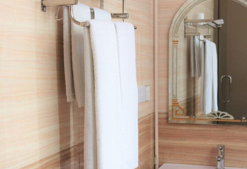 اتاق استاندارد, Yama Hotel & Rooftop Bar